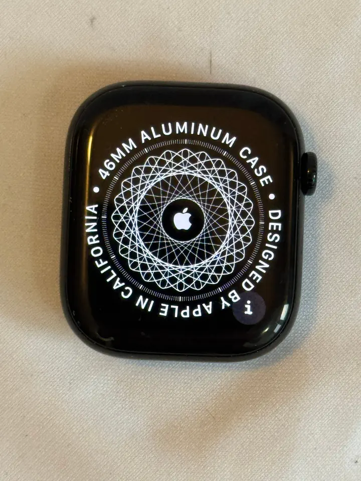 Apple Watch Series 10 46 mm GPS Jet Black – iCloud zámek, na díly