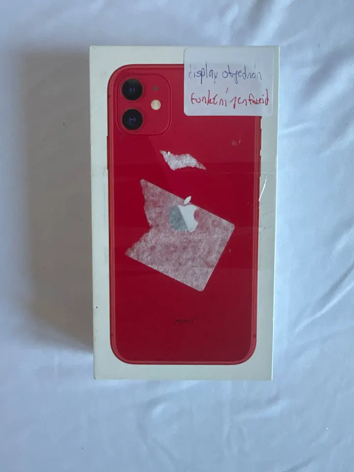 Apple iPhone 11 64 GB Red – bez Face ID, nový displej, prasklá záda
